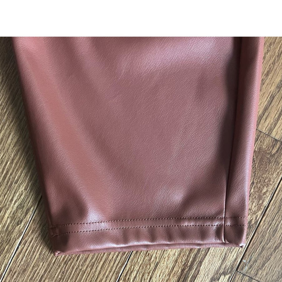 NWT Fabletics Vegan Leather Legging in Mahogany size 2X, High Waist Buttery Soft - Picture 5 of 16